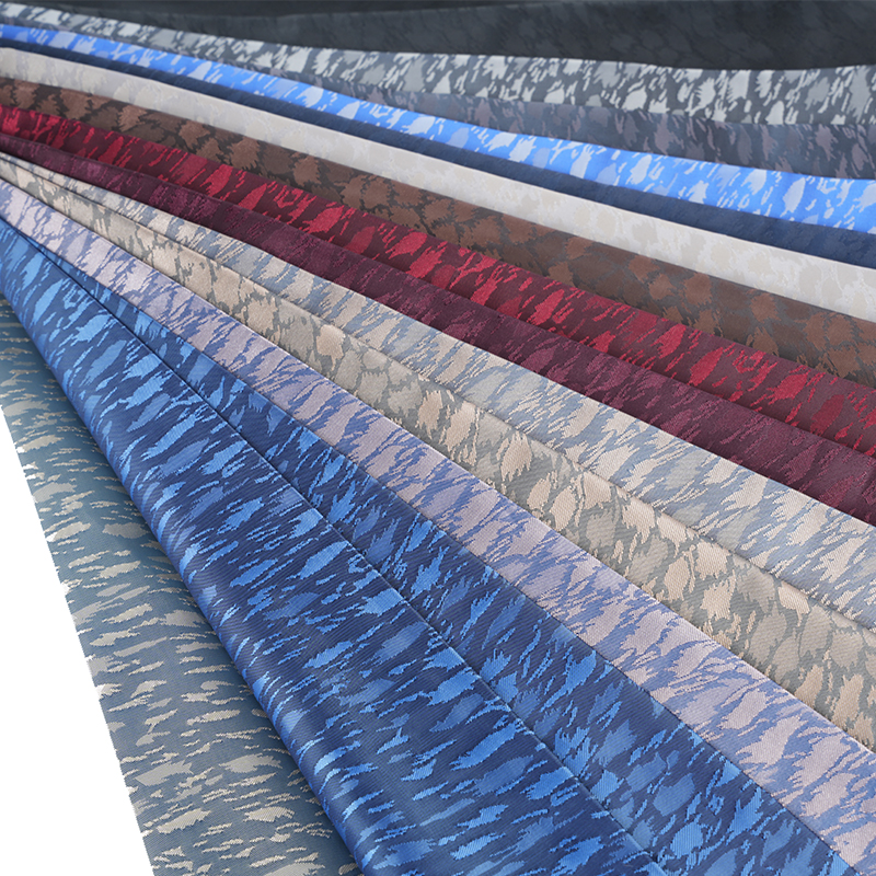 カチオンヒョウ柄ジャカード