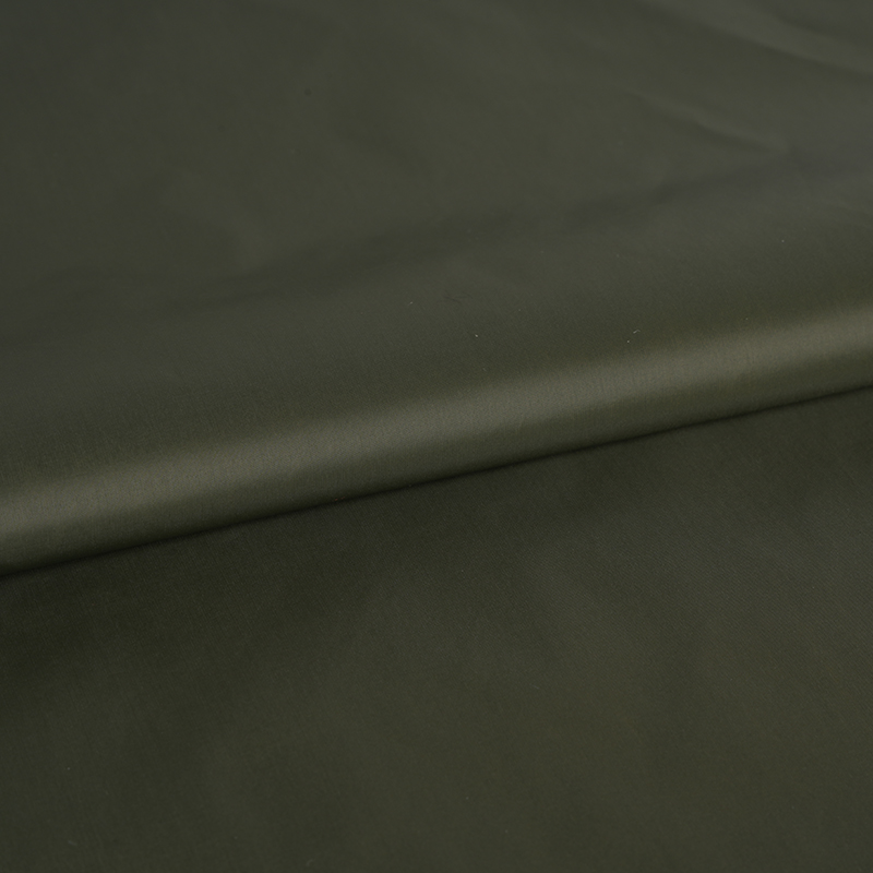 400T マットナイロン紡績染色防水生地