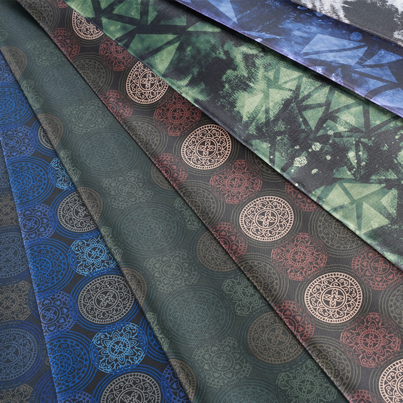 180T ライトスピニングヘイジーアイスクリームプリント生地